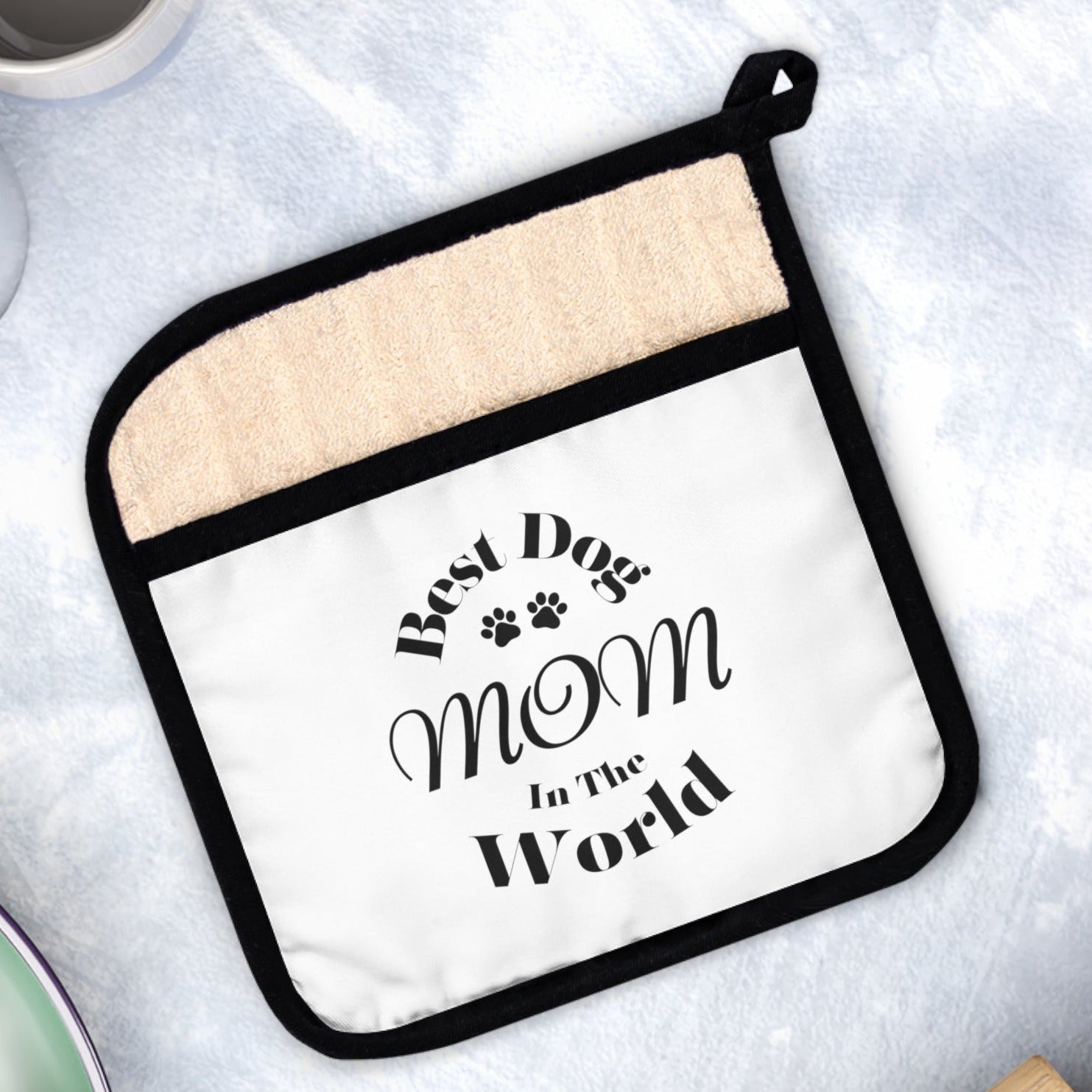 Best Dog Mom in the World Pot Holder: Cute Kitchen Accessory for Pet-Loving Homes - Pot Holder with Pocket